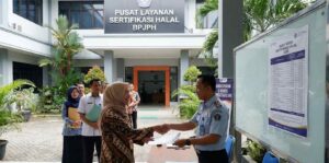 Biaya Sertifikasi Halal Resmi 2026: Benarkah Ada Pungutan Liar? Ini Fakta & Rincian Transparansinya